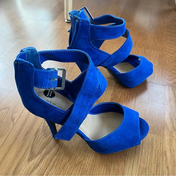 Very comfy blue heels - Picture 2 of 6